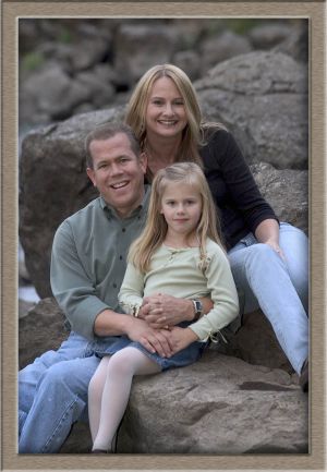 Family Photography Portrait Taken in the Beautiful Oregon Outdoors